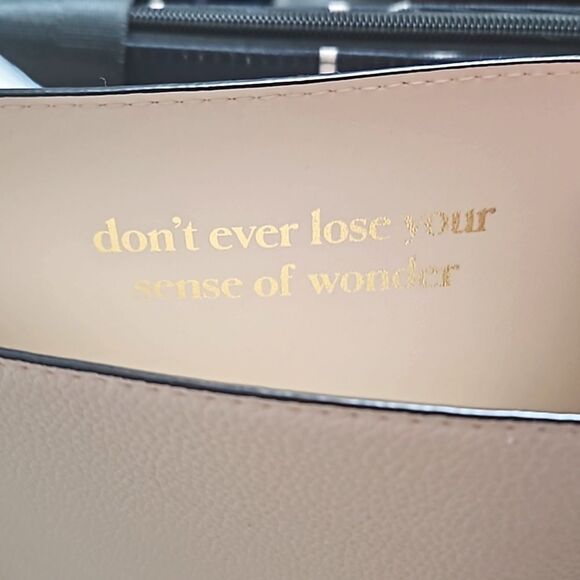 Victoria's Secret Laser Cut Orchid Logo Tote Bag 2020 MSRP $58  Preowned W Tags - Picture 11 of 16